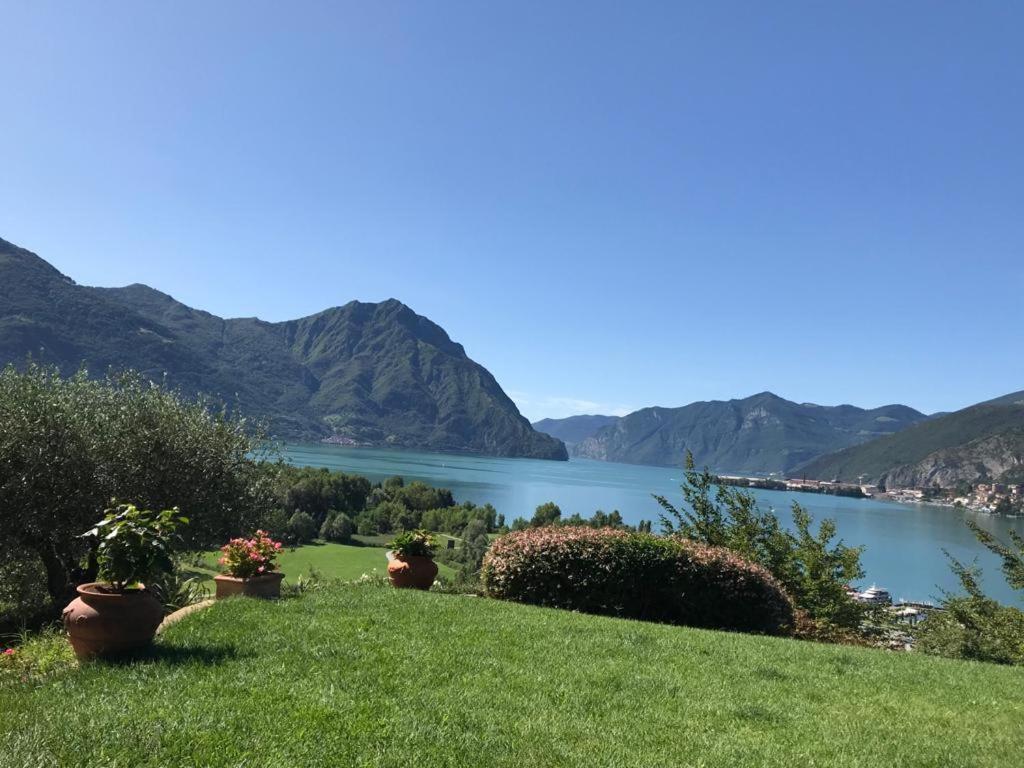 Casa Caponetti Villa Costa Volpino Eksteriør billede