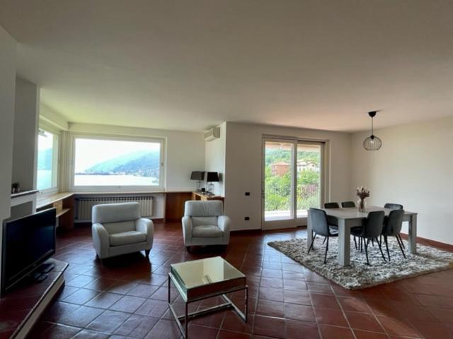 Casa Caponetti Villa Costa Volpino Eksteriør billede