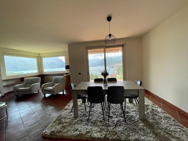 Casa Caponetti Villa Costa Volpino Eksteriør billede